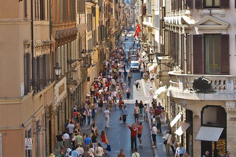 via dei condotti in rome